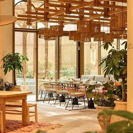 Bloom House * Paris